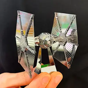 Metal Earth 3D-Bausatz: Star Wars TIE Fighter